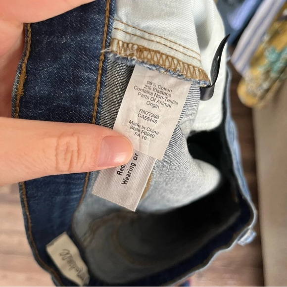 MADEWELL The Slim Boyjean Rip & Repair Edition in Brinville 25 F6240 - Picture 7 of 9